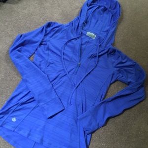 Athleta sun protection shirt